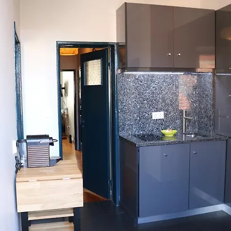 Chiado Bairro Alto, Bright And Newly Renovated 3 Bedroom Apartment, Historical Center Apartman *