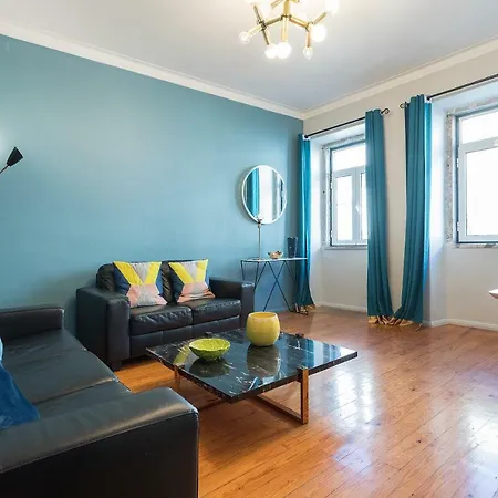 Chiado Bairro Alto, Bright And Newly Renovated 3 Bedroom Apartment, Historical Center Apartman *