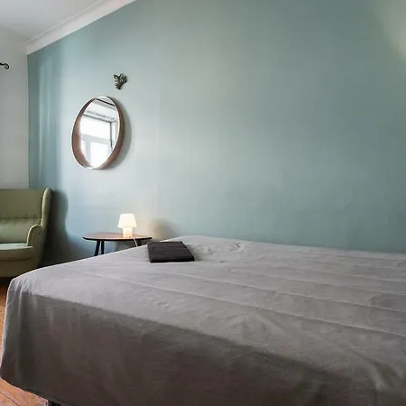 Chiado Bairro Alto, Bright And Newly Renovated 3 Bedroom Apartment, Historical Center * Lisbona
