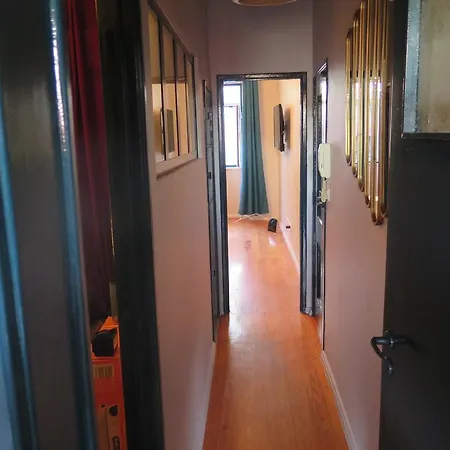 Chiado Bairro Alto, Bright And Newly Renovated 3 Bedroom Apartment, Historical Center