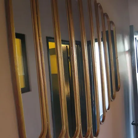 Chiado Bairro Alto, Bright And Newly Renovated 3 Bedroom Apartment, Historical Center *