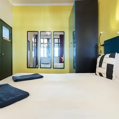 Lejlighed Chiado Bairro Alto, Bright And Newly Renovated 3 Bedroom Apartment, Historical Center Lisboa