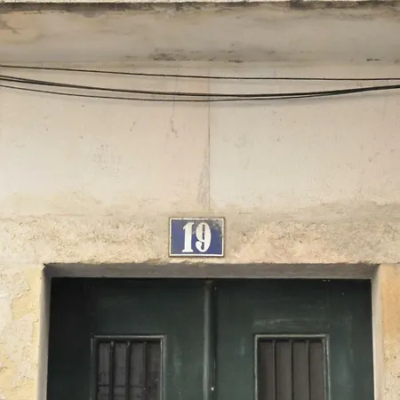 Chiado Bairro Alto, Bright And Newly Renovated 3 Bedroom Apartment, Historical Center * Lisboa